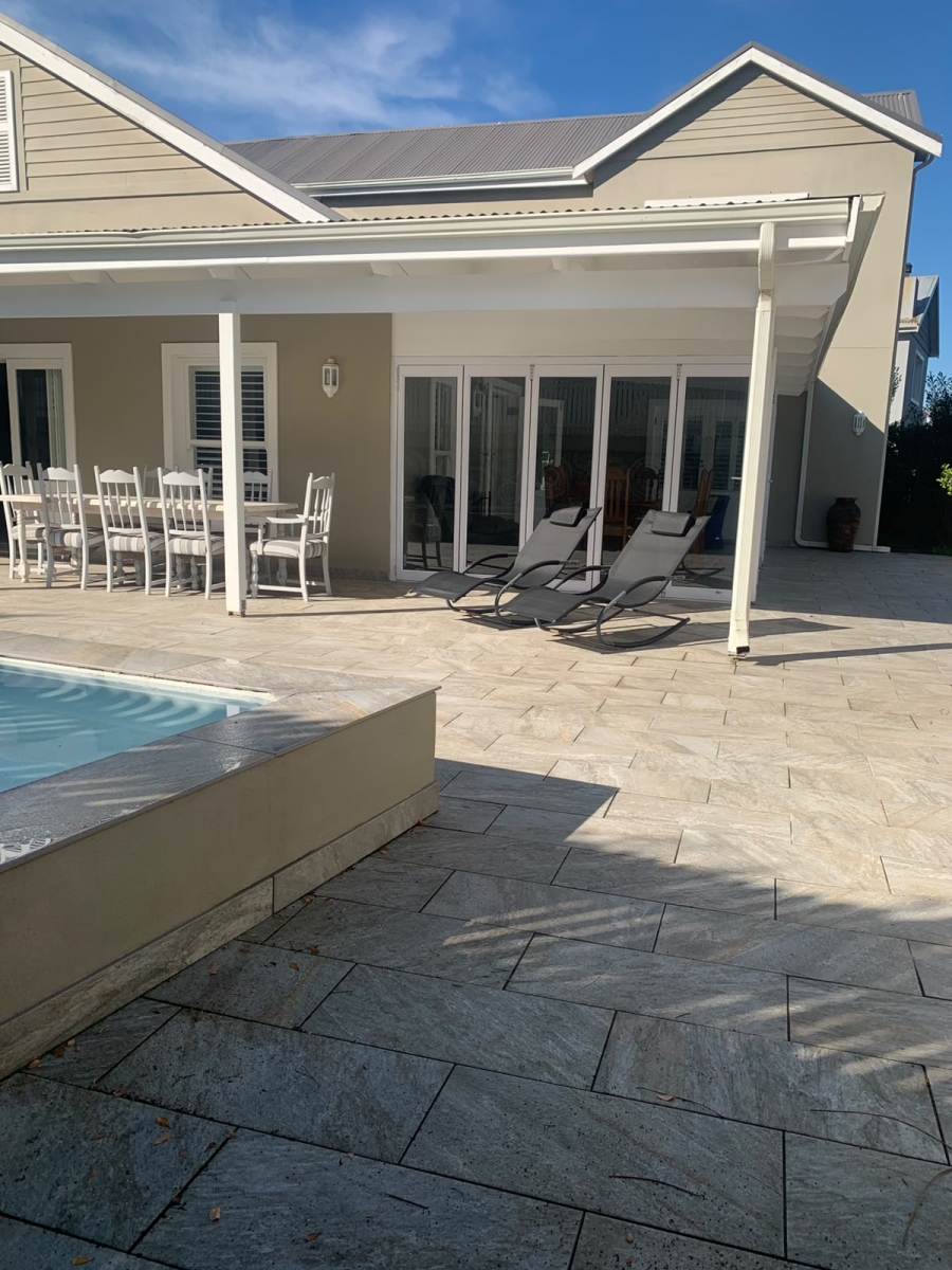 4 Bedroom Property for Sale in Goose Valley Western Cape